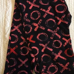 LuLaRoe Valentine Leggings OS